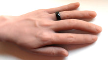 Load image into Gallery viewer, SERENITY PRAYER Black Wedding Band